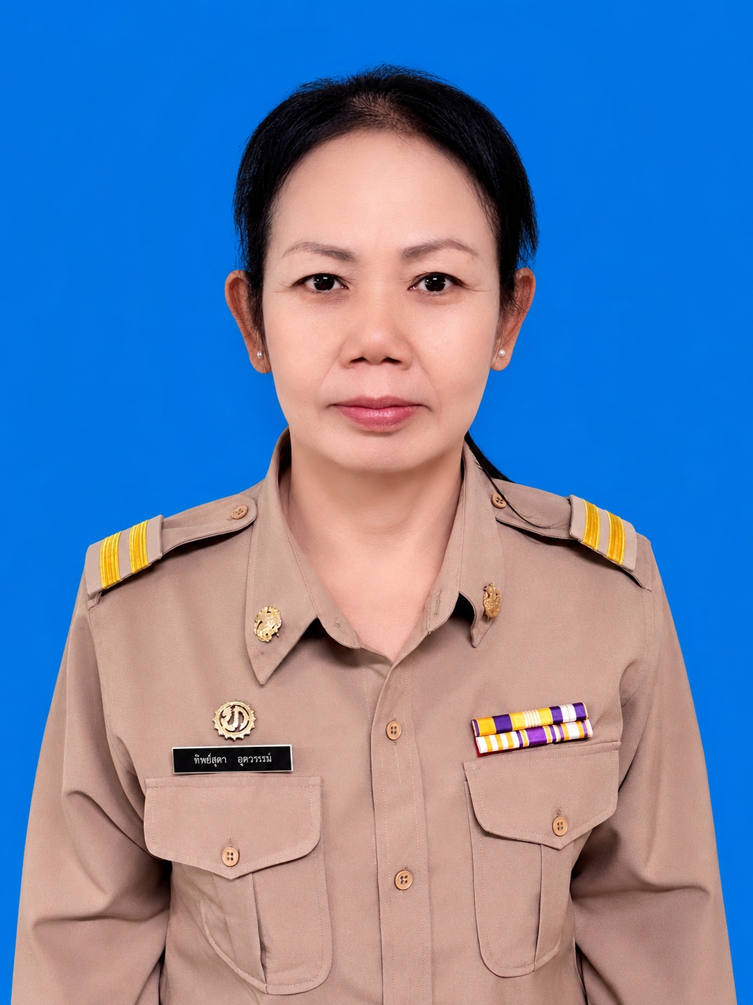 นางทิพย์สุดา อุตวรรณ์